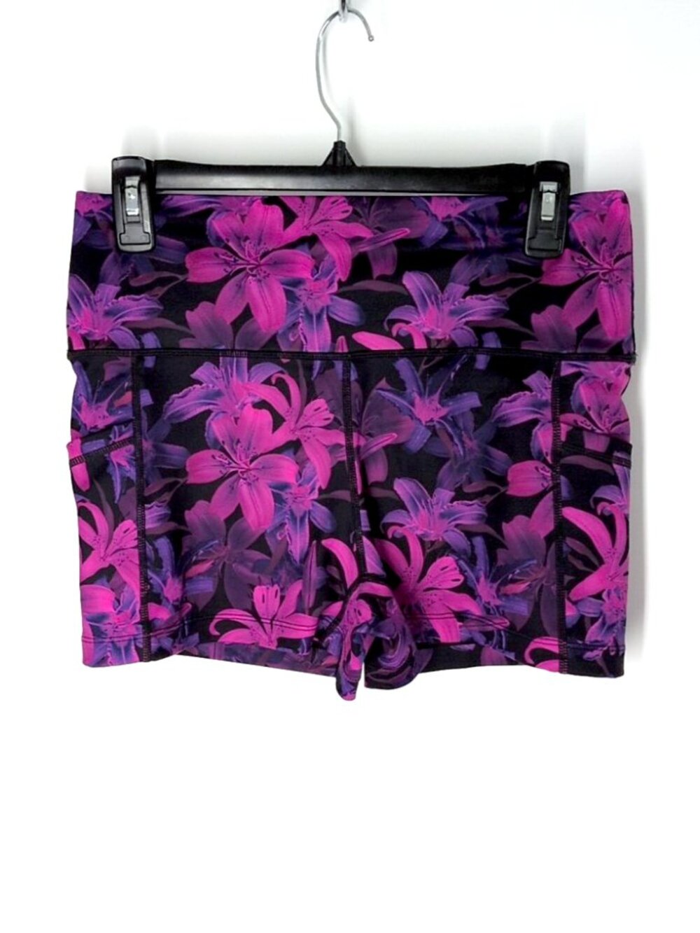 CVG Constantly Varied Gear Lily 2.5" pocket shorts M pink purple black floral